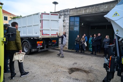 To 0 waste27-261125.JPG